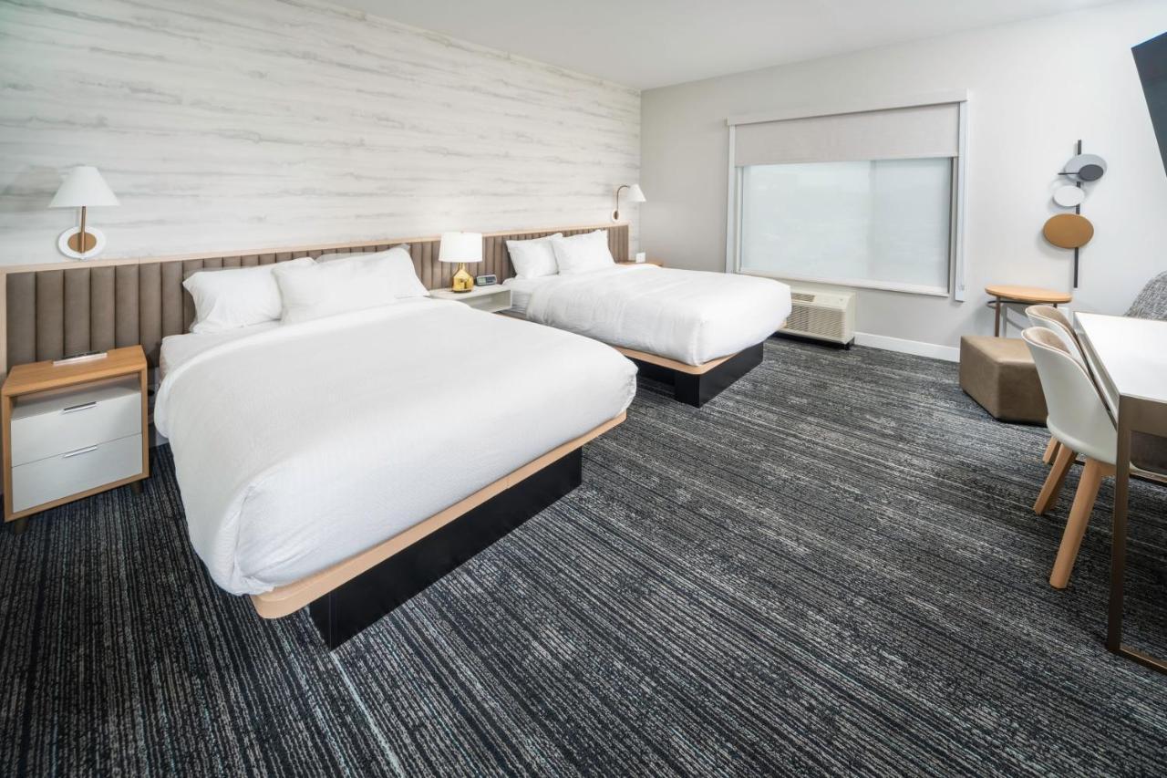 Towneplace Suites By Marriott Louisville Downtown ภายนอก รูปภาพ