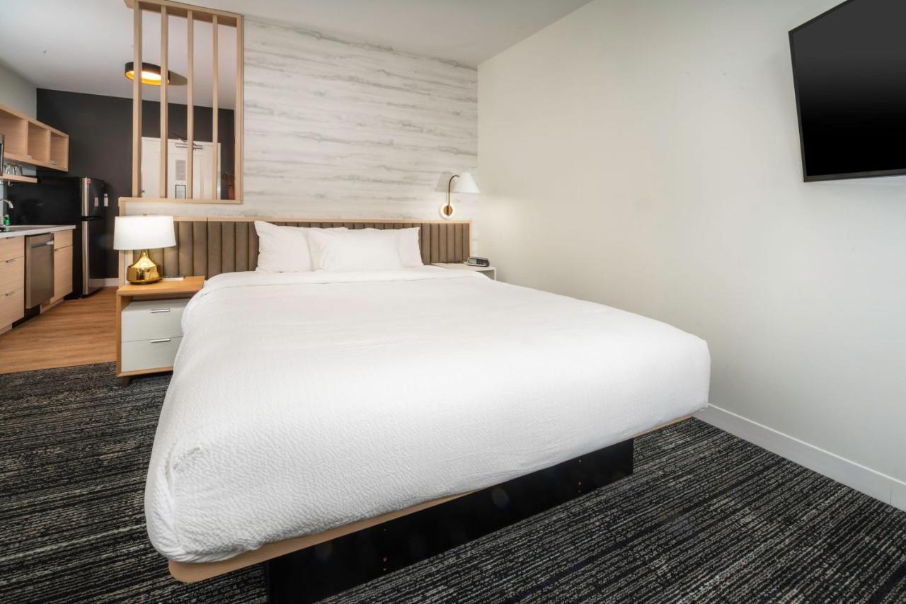 Towneplace Suites By Marriott Louisville Downtown ภายนอก รูปภาพ