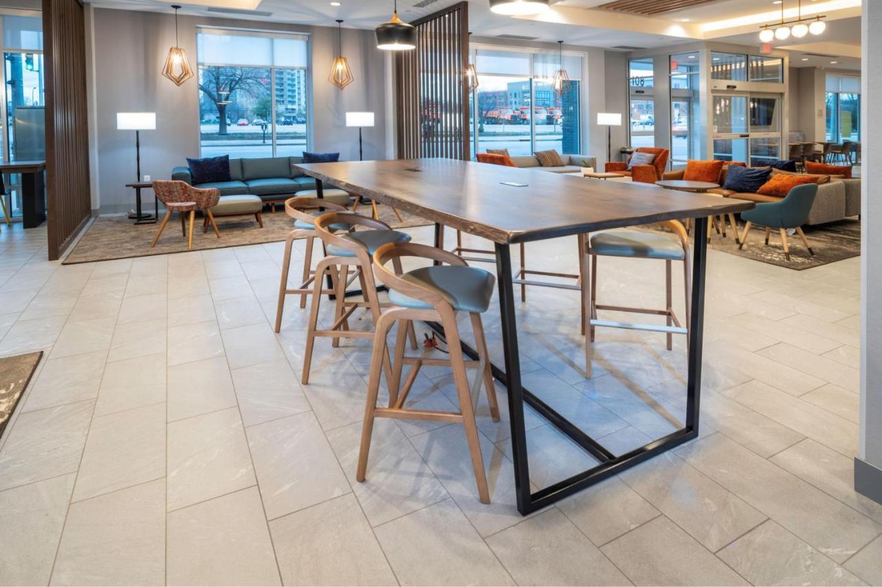 Towneplace Suites By Marriott Louisville Downtown ภายนอก รูปภาพ